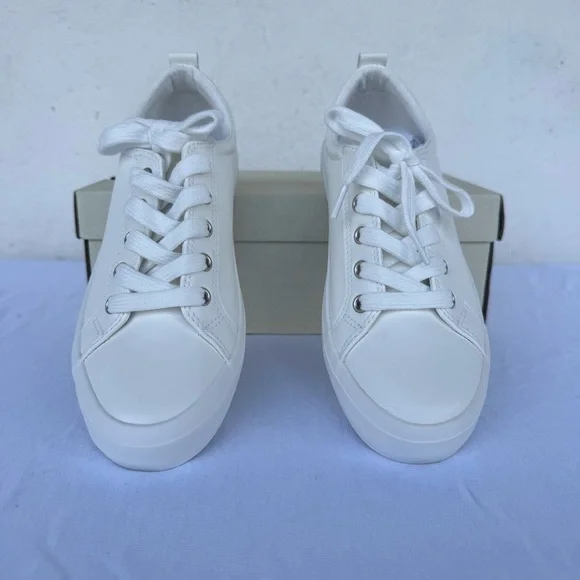 NIB ESPRIT Tallya Sneakers - 7.5 - Picture 3 of 11